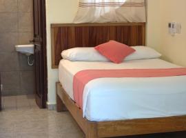 Bacanda Hotel, hotel with hot tubs in Puerto Escondido