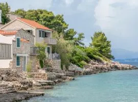 Apartments by the sea Cove Donja Kruscica - Donja Krusica, Solta - 11146