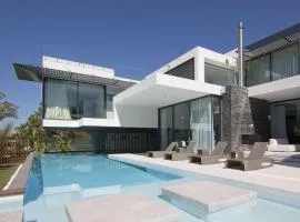 Phenomenal Algarve Villa Villa Flowerscape 4 Bedrooms Steam Room & Home