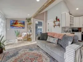 Cozy 1BR Hot Tub Game Rm Near Old Colo