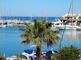 Les Marines de Cogolin, hotel v mestu Cogolin