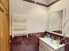 Appartement avec une chambre et jardin