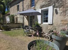 Gîte de Charme à Souvigny, Jardin Privatif, Animaux Bienvenus - FR-1-489-581