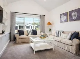 McG Mudgee -Hamptons inspired- with a splash pool