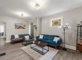 Heart Of Niagara Falls Stylish