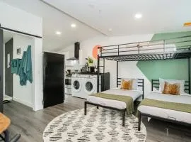 St Louis Hideaway Private Modern Comfort Near Strip