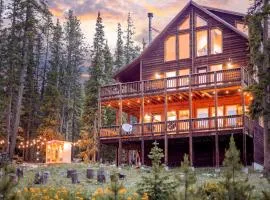 Whispering Pine Chalet - HotTub, Sauna, StargazingNet