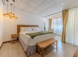 Casa Lúmina - Hotel Boutique y Spa, San Benito, hotel met hottubs in San Salvador