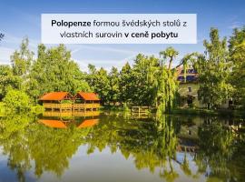 penzion Dvorce, hotel v destinaci Třeboň