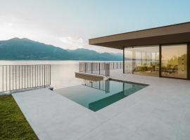 LUXE VISTA Lakeside Villa Brenzone, hotel em Brenzone sul Garda