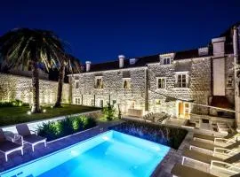 Luxury Dubrovnik Villa 6 Bedrooms Villa Gomila Perfect For Larger Groups Fantastic Sea Views Zaton