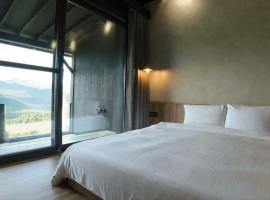 Zu Sin Garden B&B, hotel v destinaci Renai