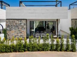 Modern Villa with jacuzzi in Santa Rosalia Lake Resort