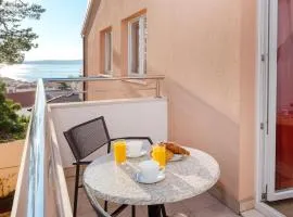 Awesome Apartment In Baska Voda