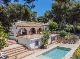 Villa Buenos Aires by Abahana Villas