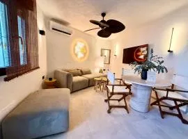 Recién reformado Tirititrán boutique a pie de playa