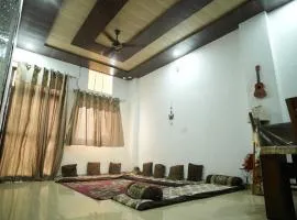SRINIVASA Home stay