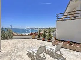 214 - Villa Anna -appartamento trilocale a Numana al piano terra con VISTA MARE STREPITOSA!