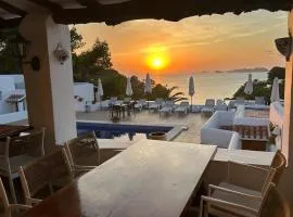 Hostal Cala Moli