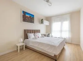 Miedza Apartament - Targówek, Metro Trocka