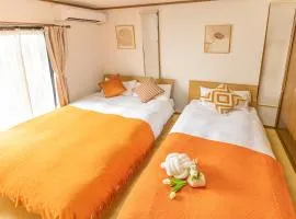 3 Story Private House, 7 Min Walk to Yamanote Line Direct to Shinjuku, Ikebukuro, Shibuya