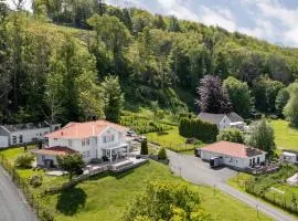 Hills Cottage