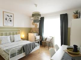 L'infini Sea View apartments Zubovići, hotell i Zubovići