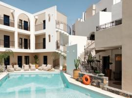 Nami Hotel & Suites, hotel em Stalida