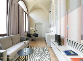 Palazzo Zoya - Serenissime di Carignano Luxury Apartment, hotel a Asti