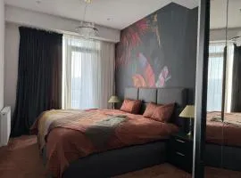 Luxury City Center Home