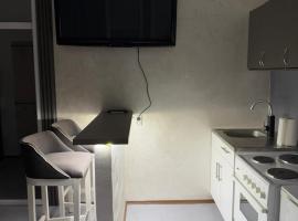 Petar Marstijepović, hotel em Šušanj