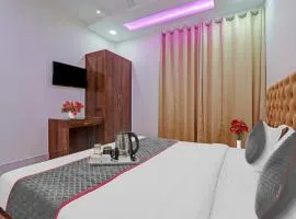 Townhouse Hotel Spotlight