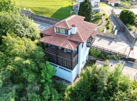 Casona en Puente Viesgo, khách sạn ở Puente Viesgo