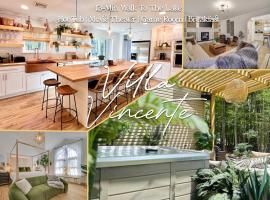 Luxury Villa with Hot Tub Movies Arcade Breakfast Gym, hotel a Tobyhanna