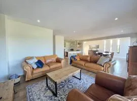 Spacious Simbithi Getaway