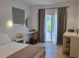 Pension Zoi Luxury Room，位于科林比亚的酒店