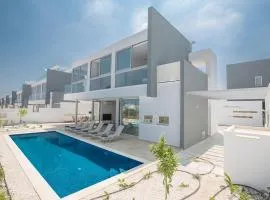 Villa Manta Platina - Brand New Luxury 3 Bedroom Protaras Villa