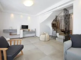 Modern & Comfortable Santorini Villa 3 Bedrooms Villa Aqua Private Pool