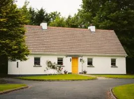 Longford Holiday Yellow Star Self-Catering Cottage