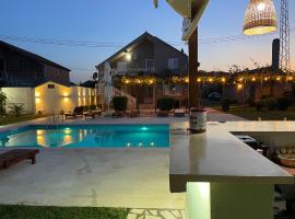 Stefhouse, hotel em Mojanovići