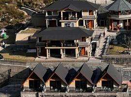 Himani Hill View Retreat, hotel v destinaci Pathyar