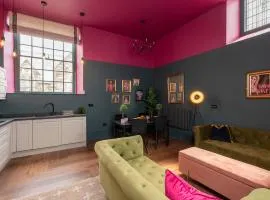 Vibrant 2-Bedroom Chapel Retreat