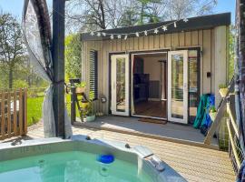 Squirrels Lodge, complejo de caba&ntilde;as en South Molton