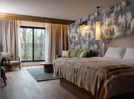 H&ocirc;tel-Mus&eacute;e Premi&egrave;res Nations, hotel com piscina em Wendake