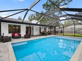 Sunnyside Retreat, Private pool, Bluewater Bay, Sleeps 11, Fenced Yard