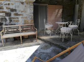 Peaceful House - Short Drive to the Sea, hotel v destinaci Marezige