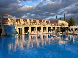 Кузня міні-готель Басейн включено, Hotel in Mateyevtsy