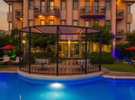 Golden Moon Hotel, hotel din Fethiye
