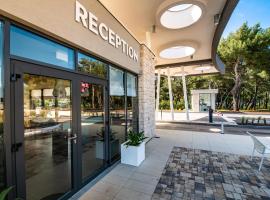 Arena Grand Kazela Camping Homes, hotel v Medulinu