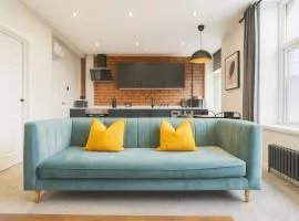 Stylish central apartment for 2 people free parking